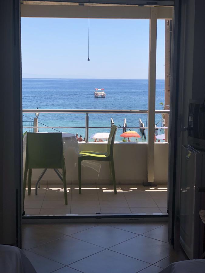 Hotel Casa Del Mar Himarë Exterior foto
